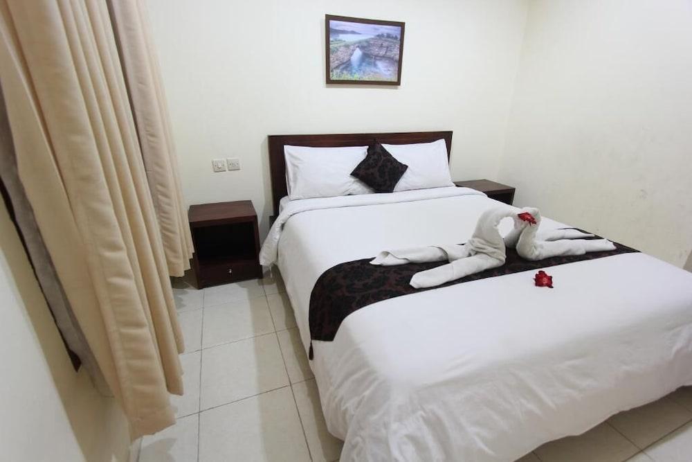 Surya Inn Kuta Lombok Eksteriør billede