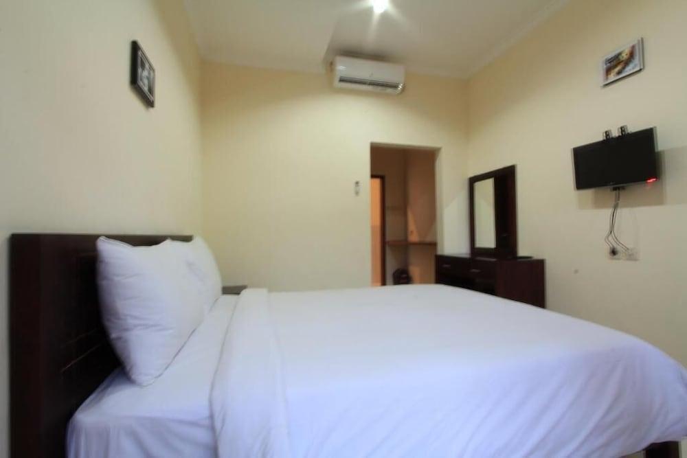 Surya Inn Kuta Lombok Eksteriør billede