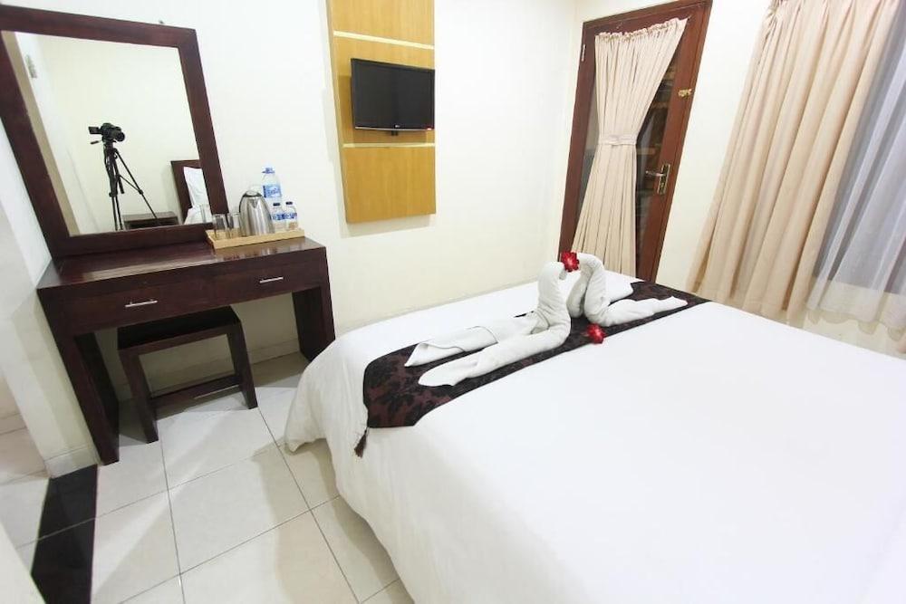 Surya Inn Kuta Lombok Eksteriør billede