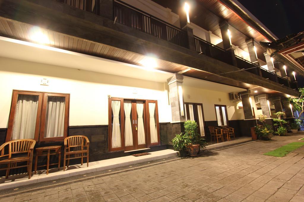 Surya Inn Kuta Lombok Eksteriør billede
