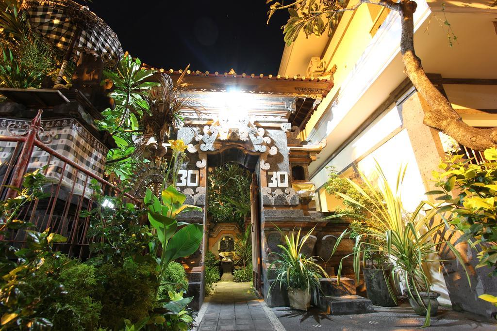 Surya Inn Kuta Lombok Eksteriør billede