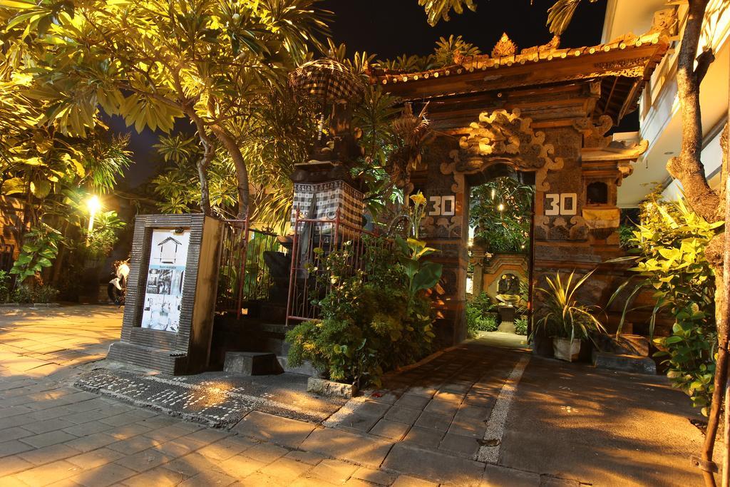 Surya Inn Kuta Lombok Eksteriør billede
