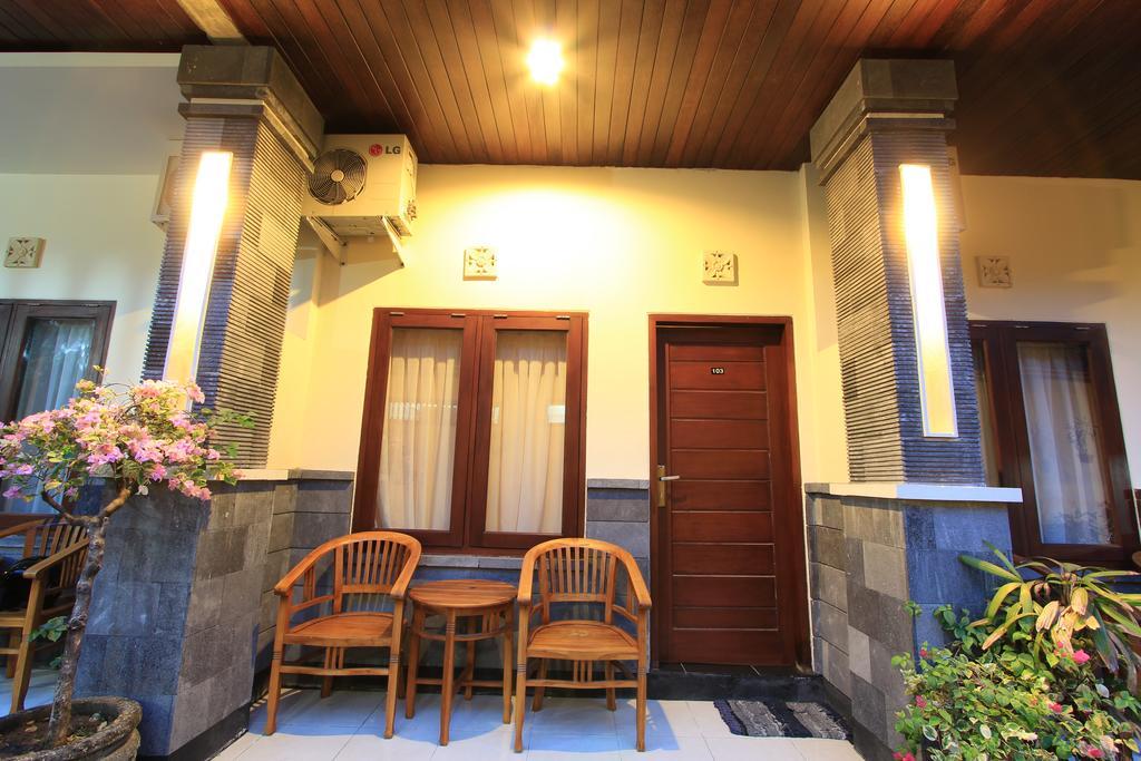 Surya Inn Kuta Lombok Eksteriør billede