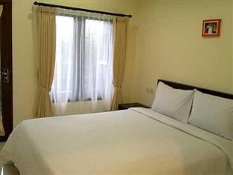 Surya Inn Kuta Lombok Eksteriør billede
