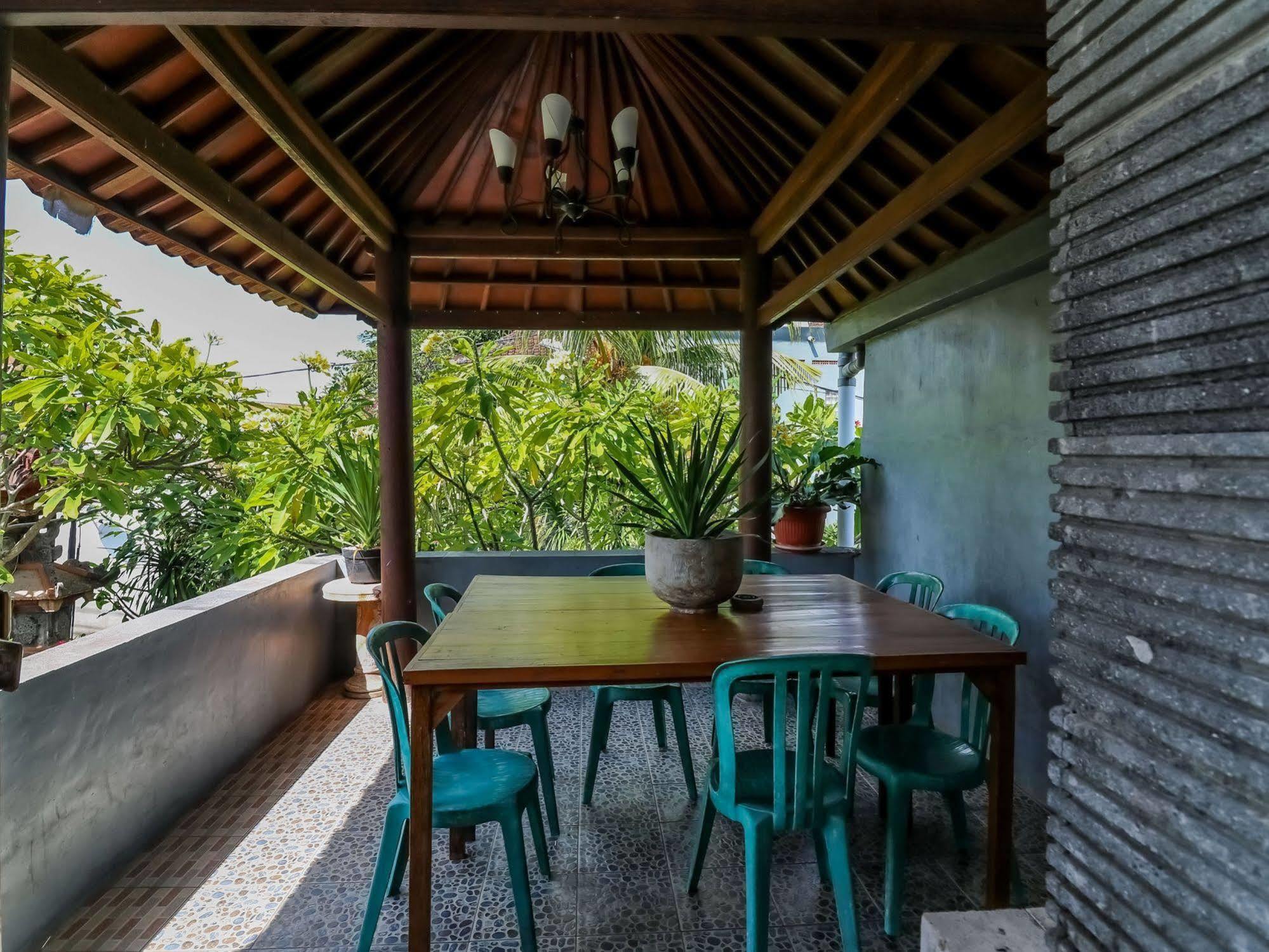 Surya Inn Kuta Lombok Eksteriør billede