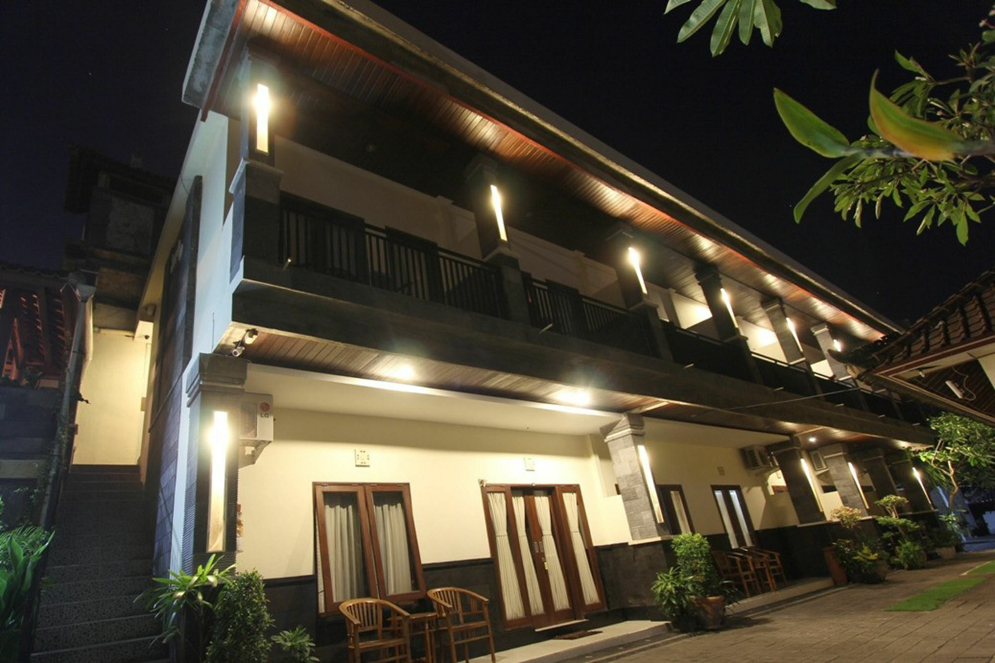 Surya Inn Kuta Lombok Eksteriør billede