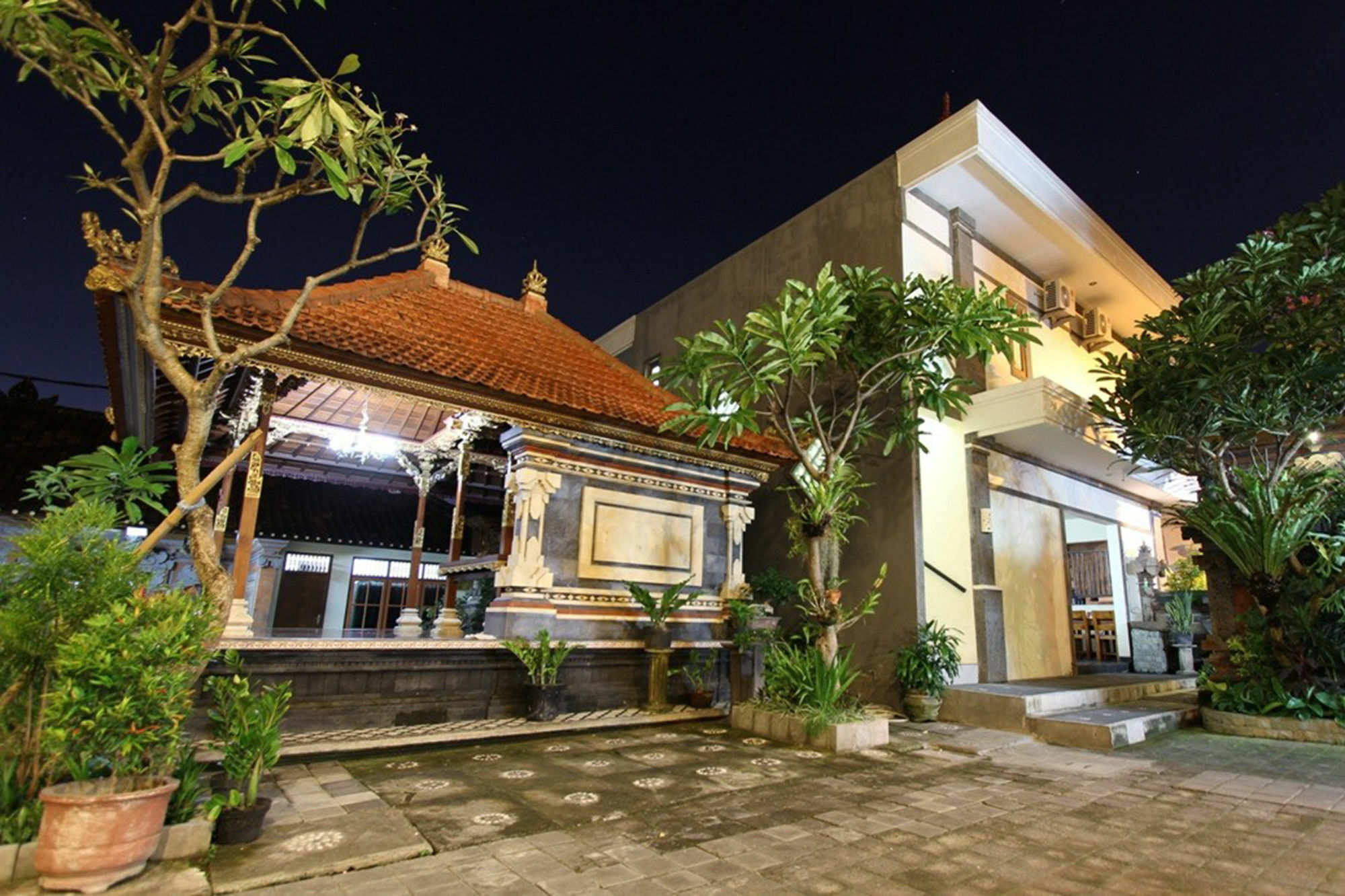 Surya Inn Kuta Lombok Eksteriør billede